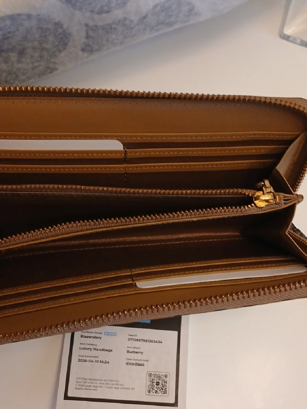 Burberry Vintage Blue Label, Leopard Floral Print Wallet C O A - Picture 14 of 17